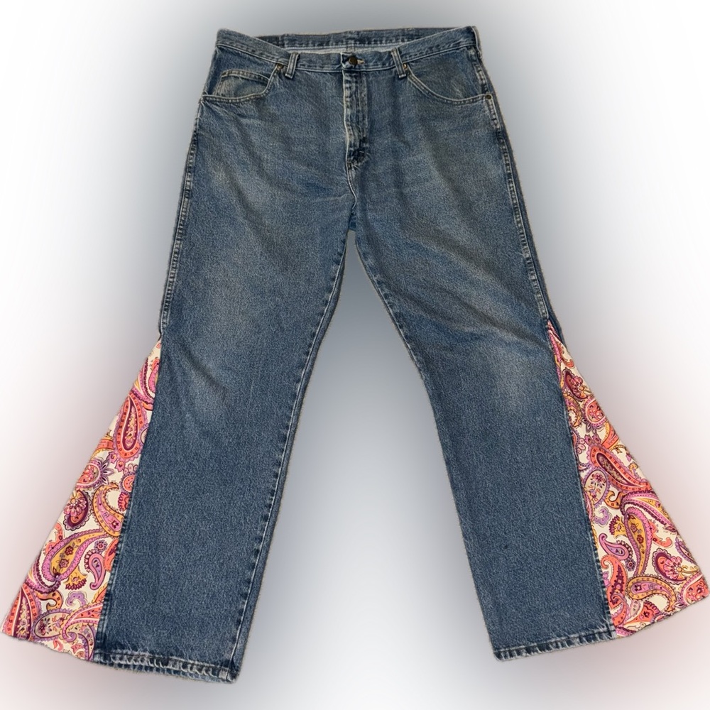 Vintage Wrangler Wide Leg Jeans